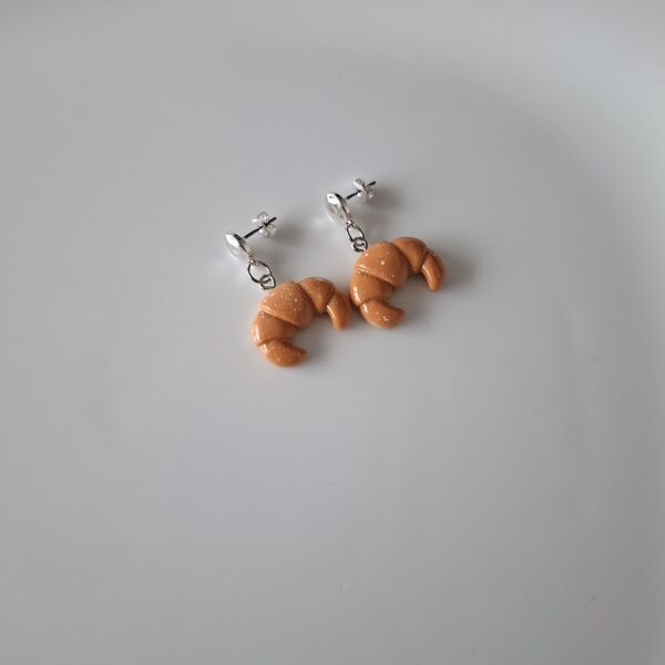 Croissantjes oorbellen